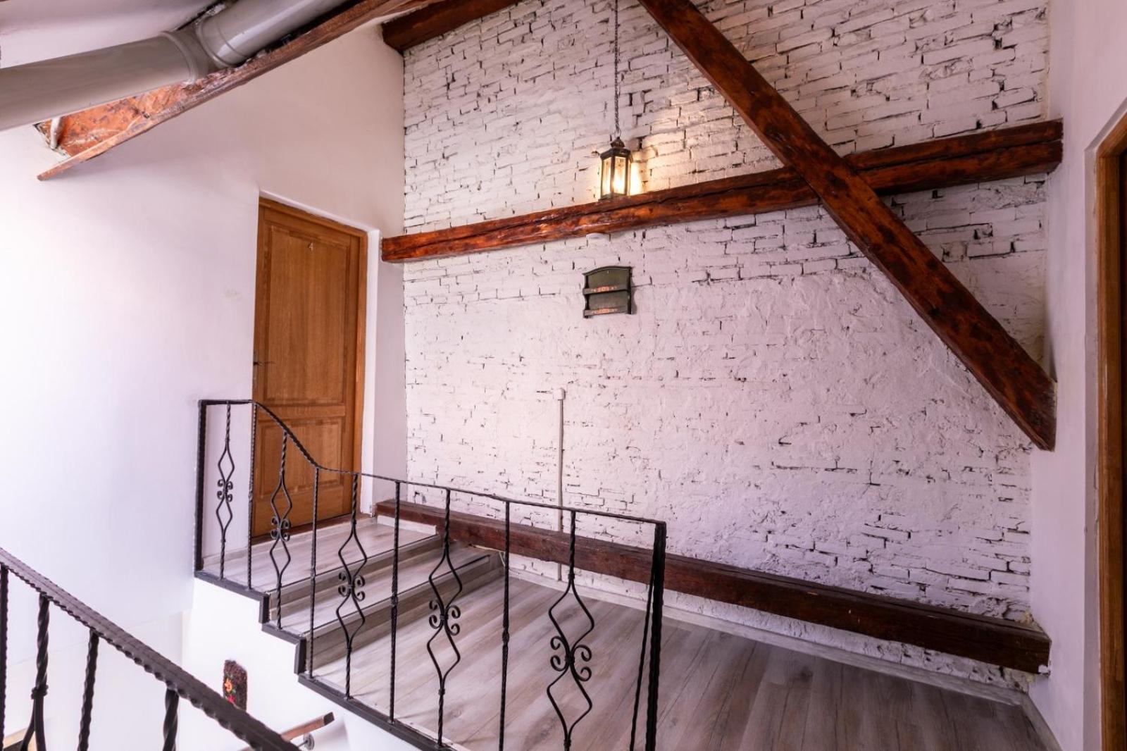 4 Rooms Piata Sfatului 布拉索夫 外观 照片