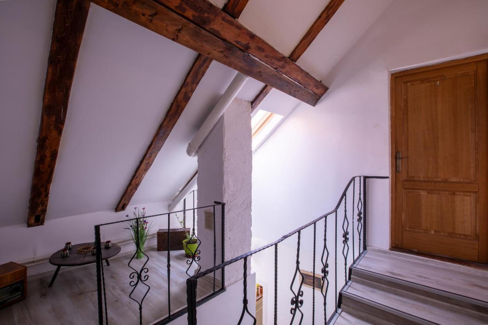 4 Rooms Piata Sfatului 布拉索夫 外观 照片