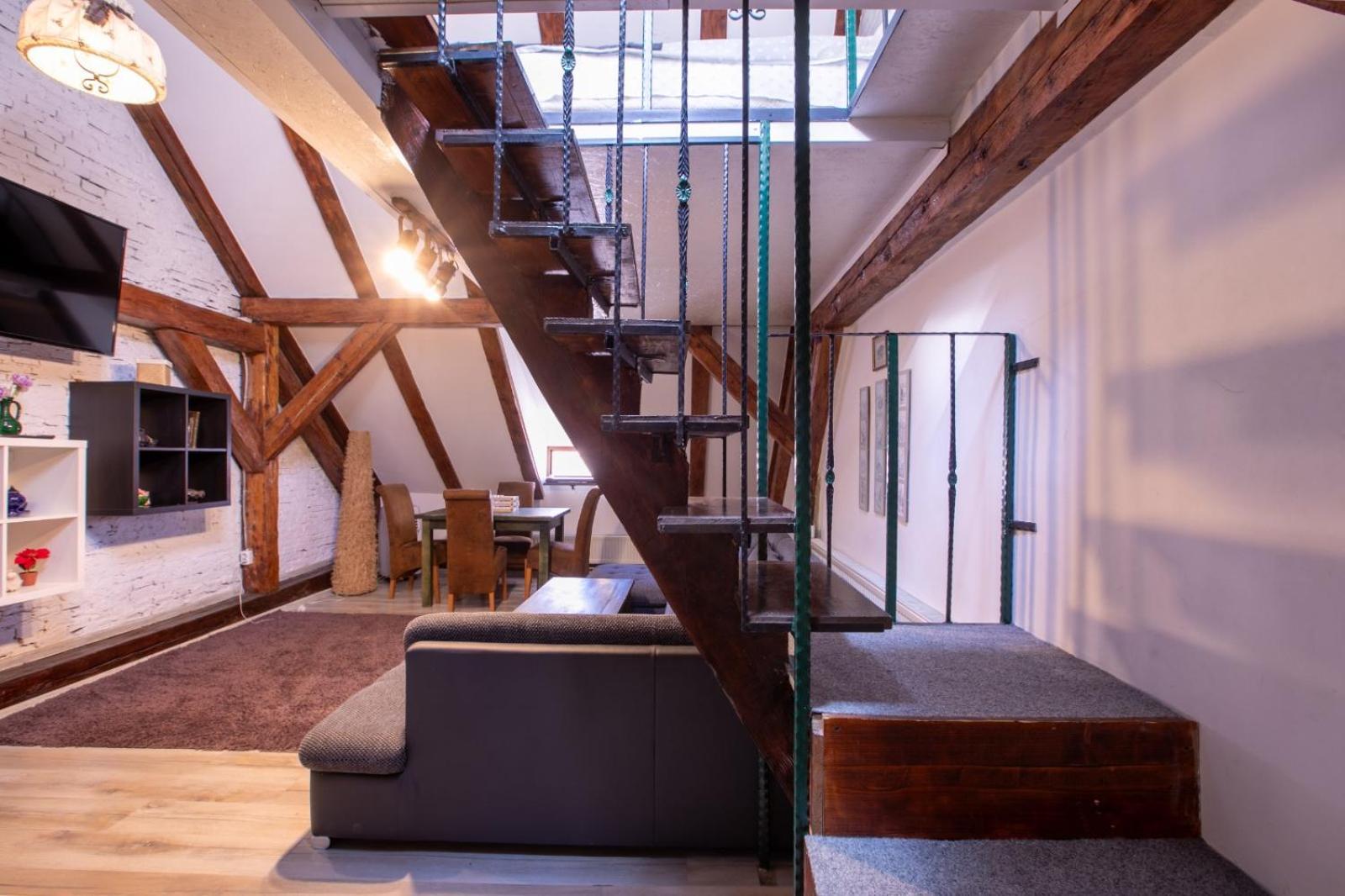 4 Rooms Piata Sfatului 布拉索夫 外观 照片