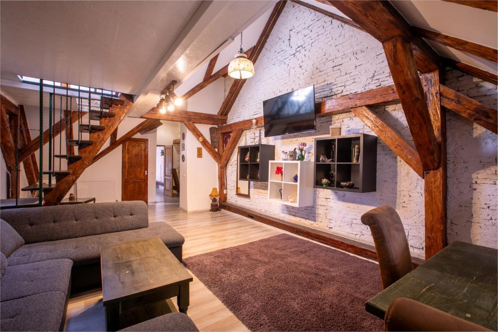 4 Rooms Piata Sfatului 布拉索夫 外观 照片