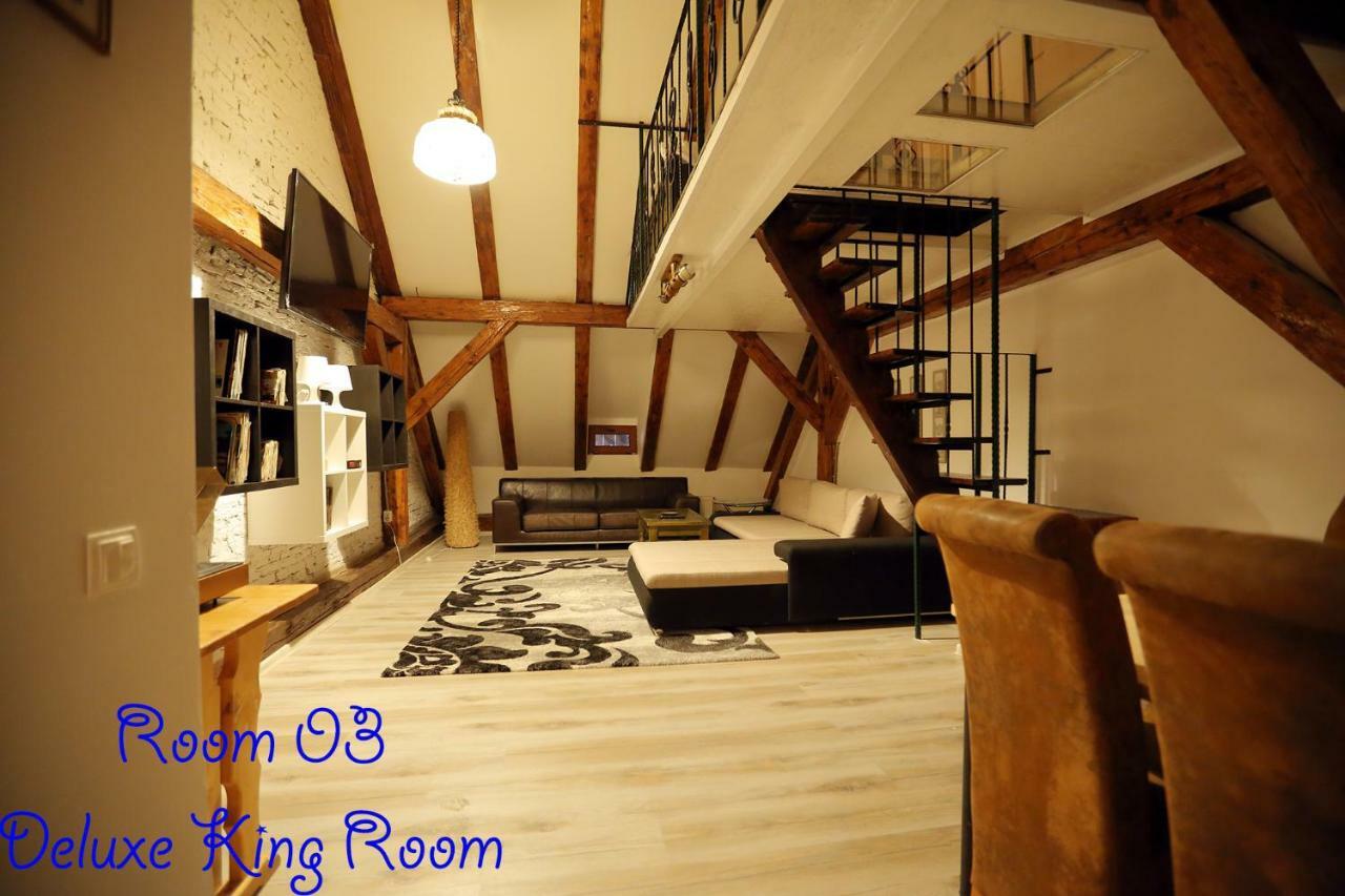 4 Rooms Piata Sfatului 布拉索夫 外观 照片